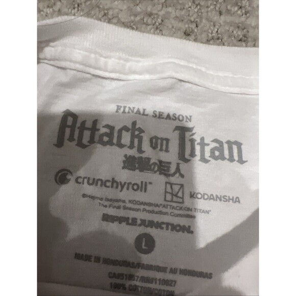 Attack on Titan & Mob Psycho 100 Lot of 2 Shirts Manga Anime Sz Large - Picture 4 of 13